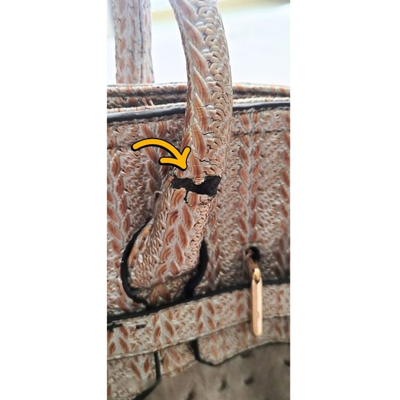 Silver Faux Ostrich Skin Pattern Leather Women’s Satchel Purse Handbag Used - Picture 7 of 16